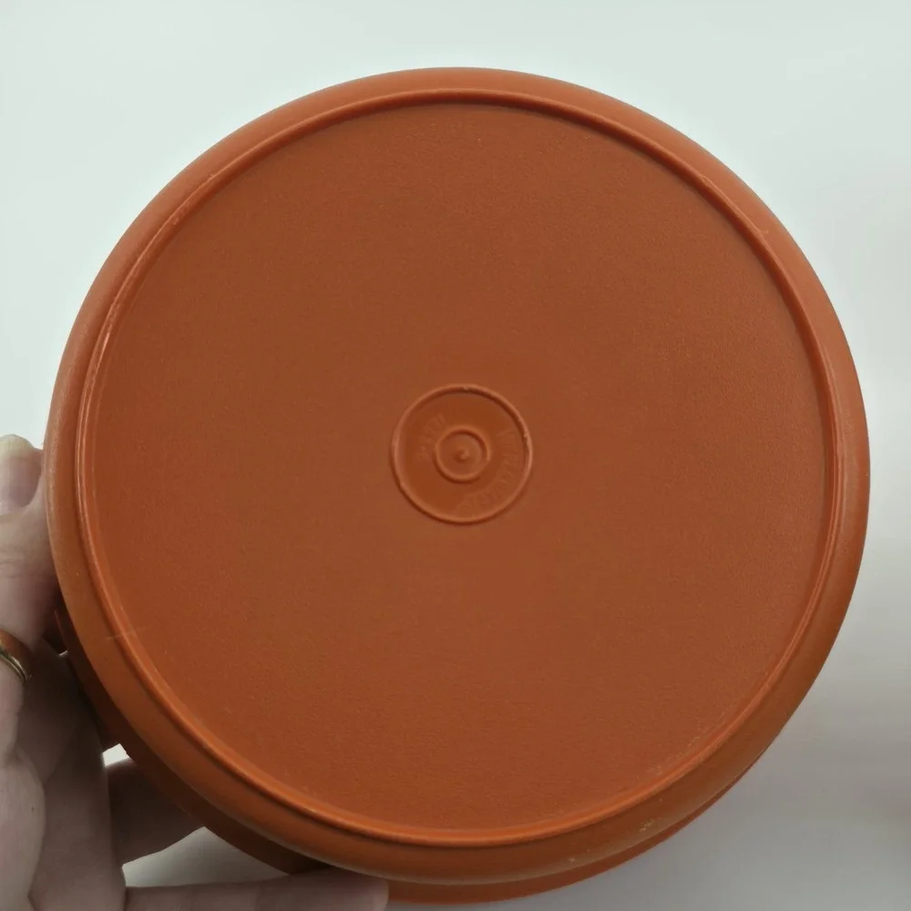 Tupperware Seal N Serve Bowls Lids Set of 3 Orange #886, #1268, #1436 Vintage